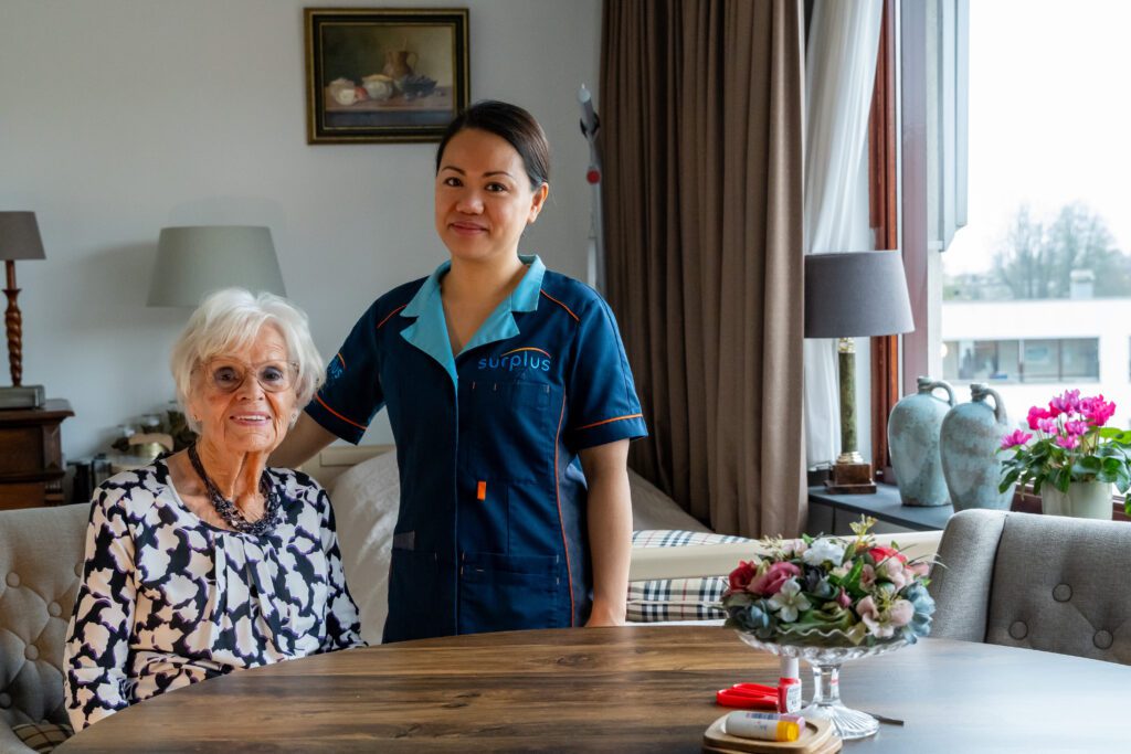 Maak kennis met Quennie Paniagua - ‘Als verpleegkundige in het Mobiele team kun je betekenis geven’
